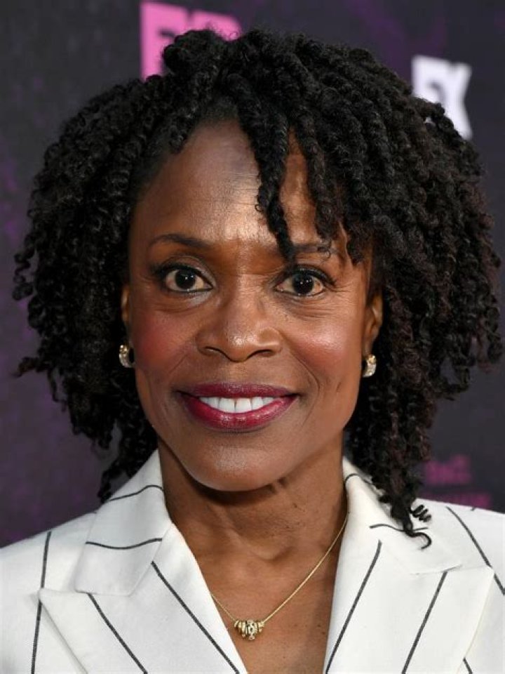 Charlayne Woodard (TV Actress) - Age, Birthday, Bio, Facts, Family, Net Worth, Height & More