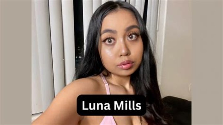 Elle Mills - Bio, Age, Net Worth, Height, Single, Nationality, Body Measurement, Career