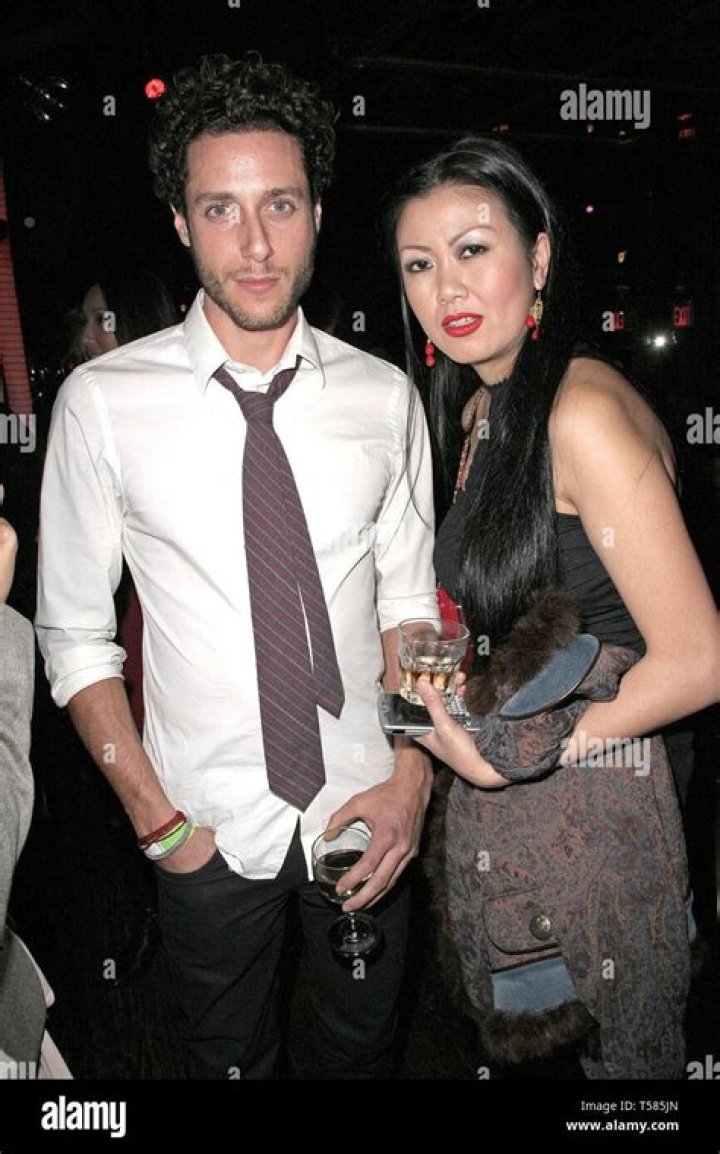Unveiling The Mystery Of Paulo Costanzo's Girlfriend